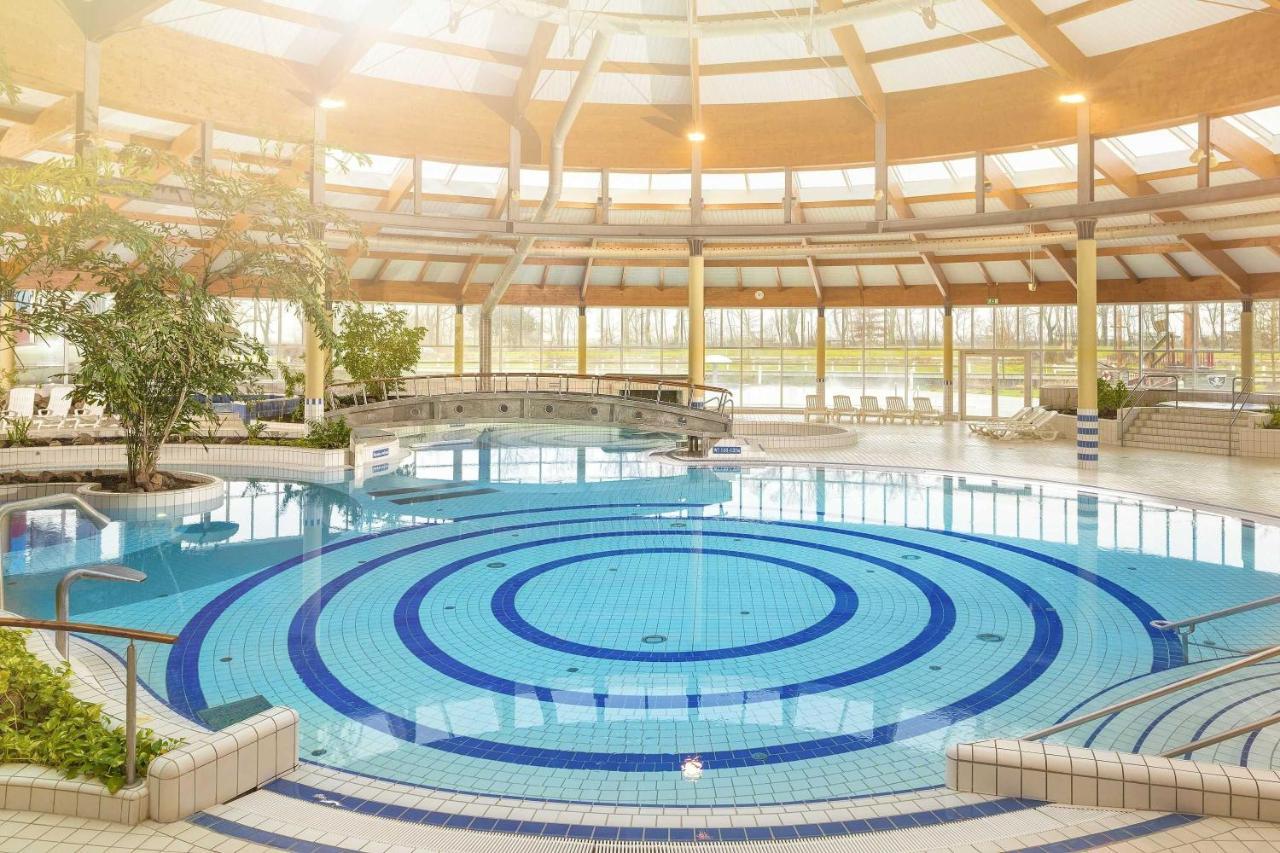 Balkon, Gratis Nutzung Vom Ahoi Erlebnisbad Und Sauna In Sellin - Villa Karola Fewo 09 غورين المظهر الخارجي الصورة