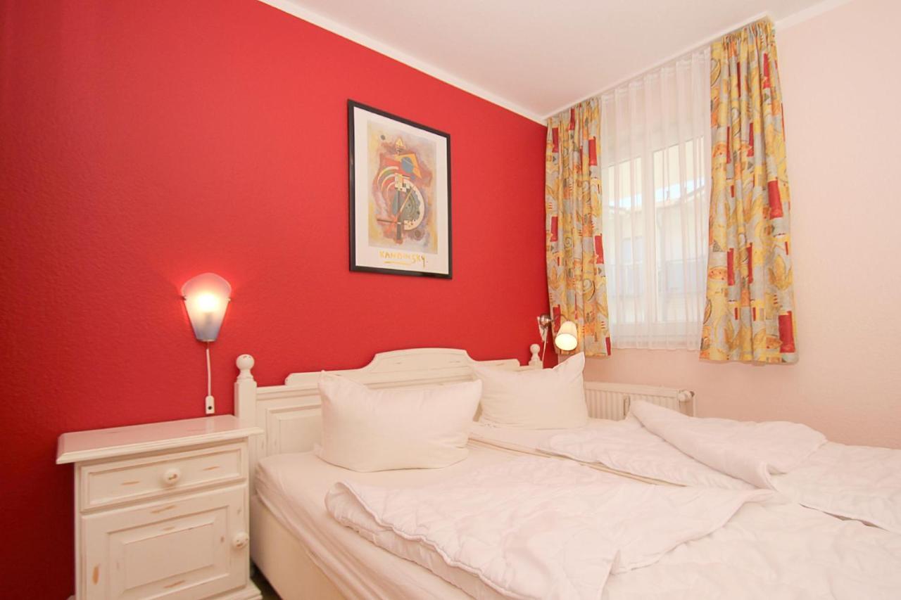 Balkon, Gratis Nutzung Vom Ahoi Erlebnisbad Und Sauna In Sellin - Villa Karola Fewo 09 غورين المظهر الخارجي الصورة