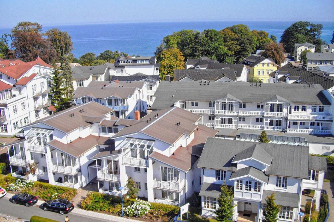 Balkon, Gratis Nutzung Vom Ahoi Erlebnisbad Und Sauna In Sellin - Villa Karola Fewo 09 غورين المظهر الخارجي الصورة
